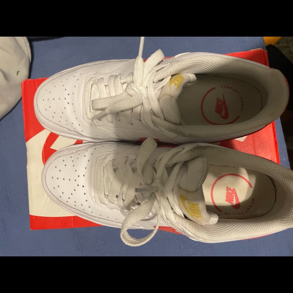 Womens nike court vision low
